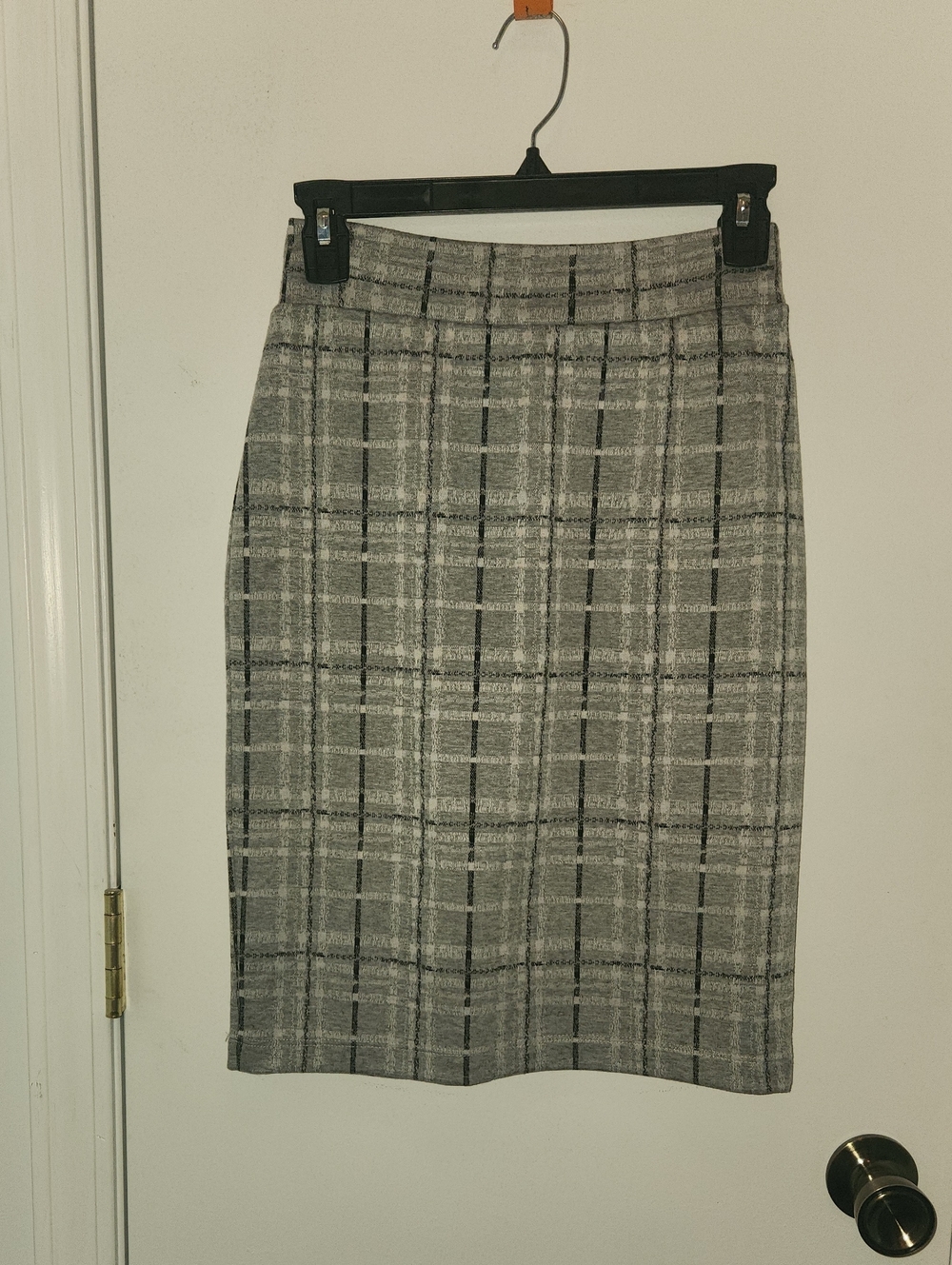 Renee C. Gray Plaid Pencil Skirt